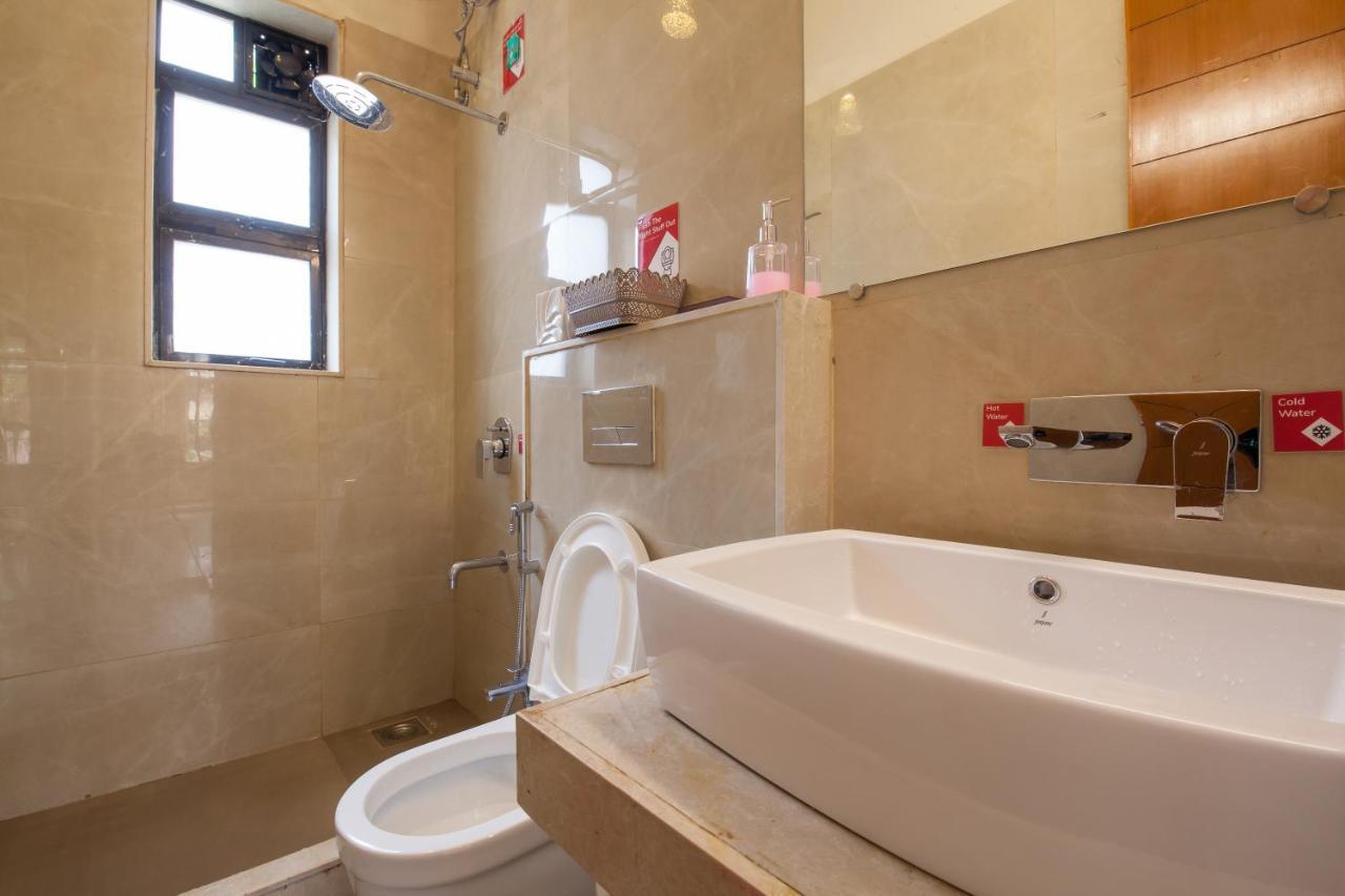 לונבלה Stayvista'S Greenwoods Villa 10 - City-Center Villa With Private Pool, Terrace, Lift & Carrom Board מראה חיצוני תמונה